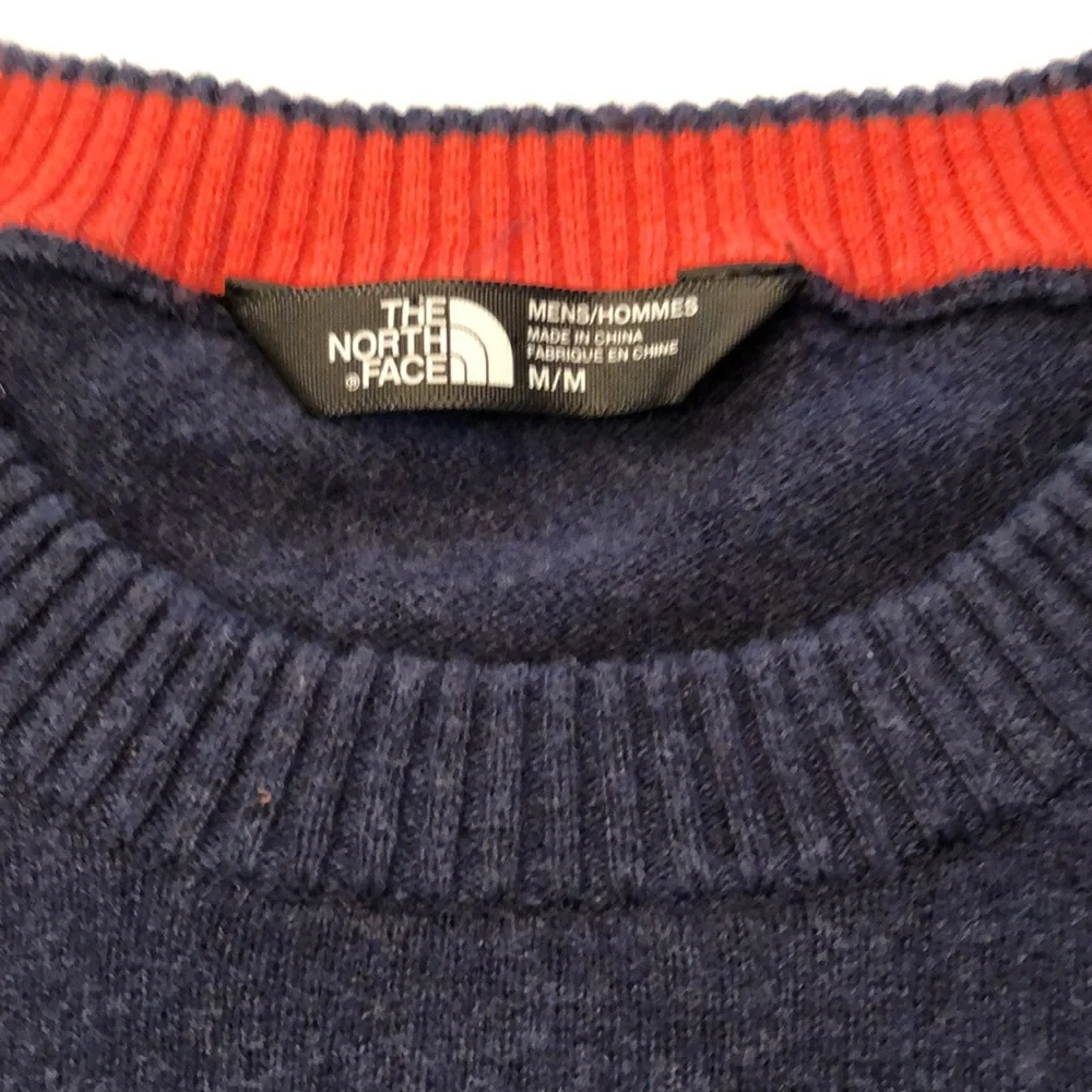 NorthFace men’s crewneck blue sweater long sleeves M